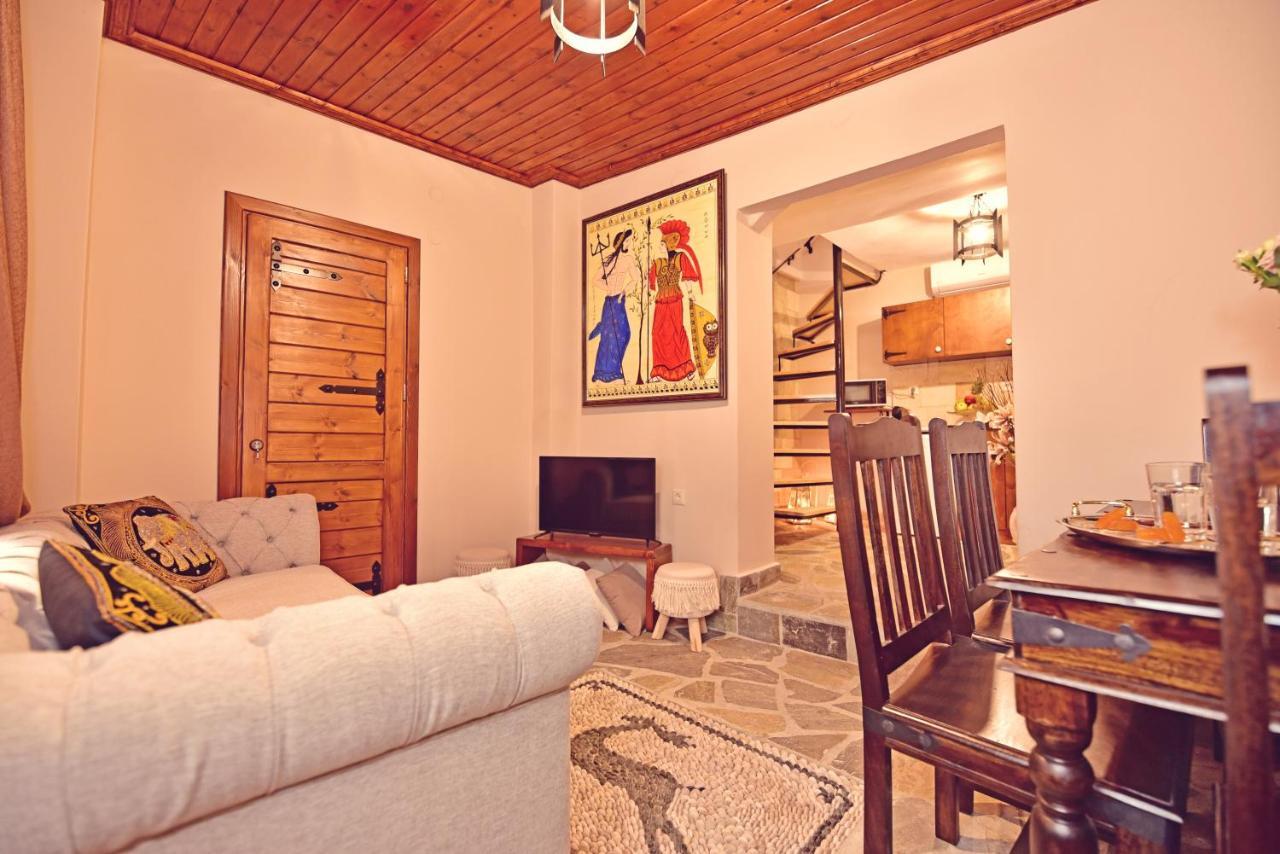 Holiday home Athina House